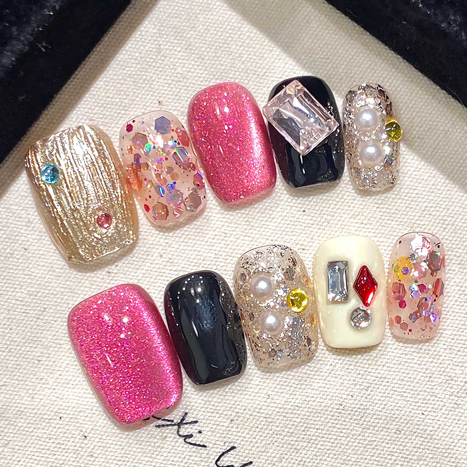 Nail Art Cat Eye - Handgemachte Presse auf Nägeln Glitzer rosa