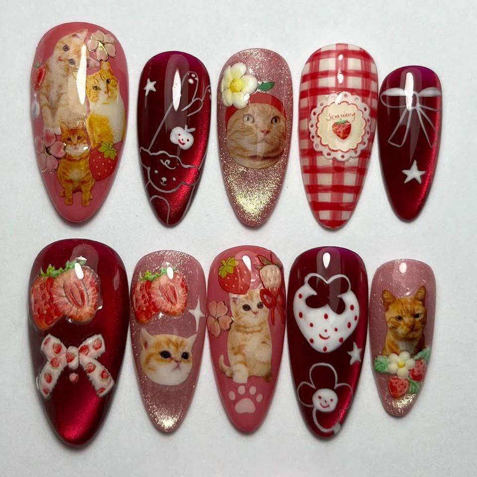 Nail Art Cat Eye - 24 Stück Erdbeer-Katzenaugen-Nägel zum Aufdrücken, japanischer