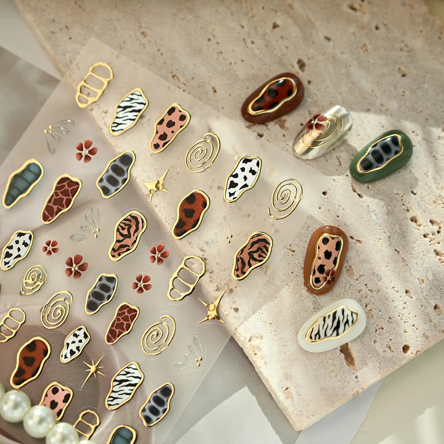 Retro-Tiermuster, goldgeprägte – Nail Art Zebra Bewertung und Preis