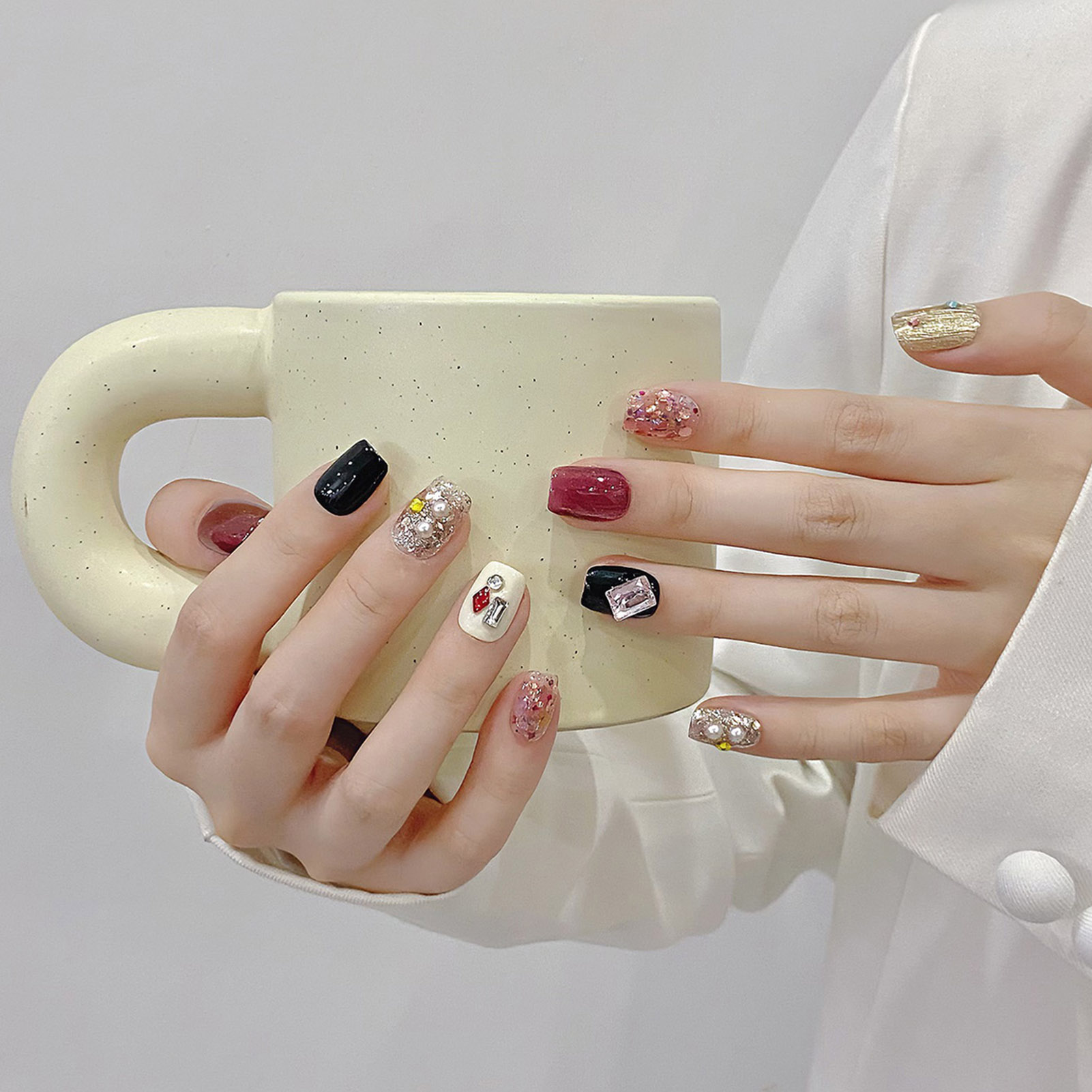 Handgemachte Presse auf Nägeln – Nail Art Cat Eye Bewertung und Preis